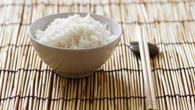 Rice mask revitalizes facial skin