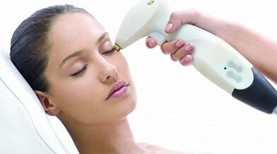 How is fractional skin rejuvenation performed