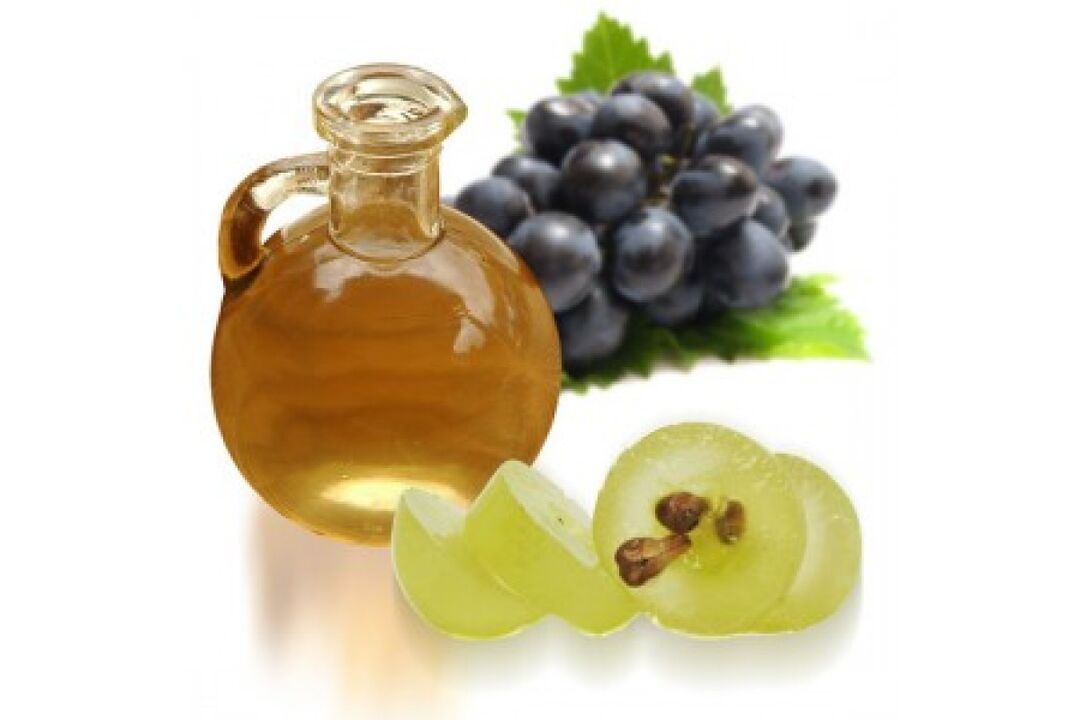 Grape seed oil for skin regeneration