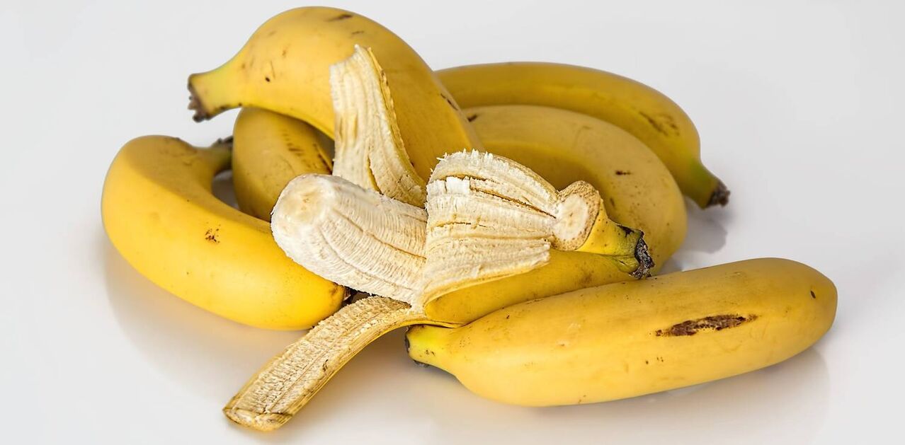Banana skin rejuvenation