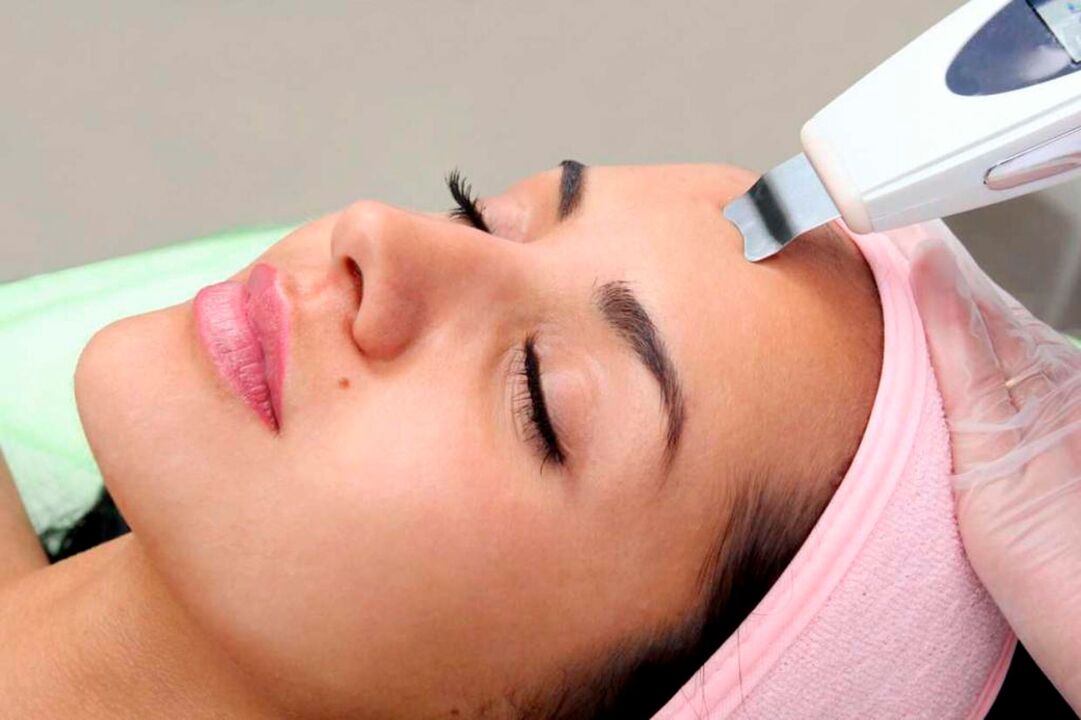 Ultrasonic facial cleansing and rejuvenation